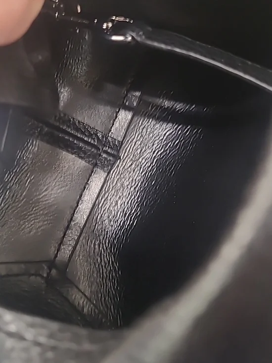 Authentic Marc Jacobs - Picture 8 of 16